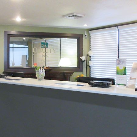 Quality Inn Лонґмонт Екстер'єр фото